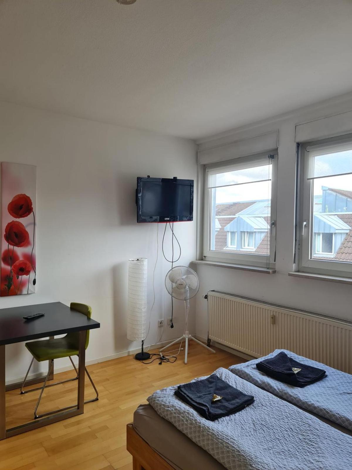 Simplex Apartments Am Ludwigsplatz Karlsruhe Esterno foto